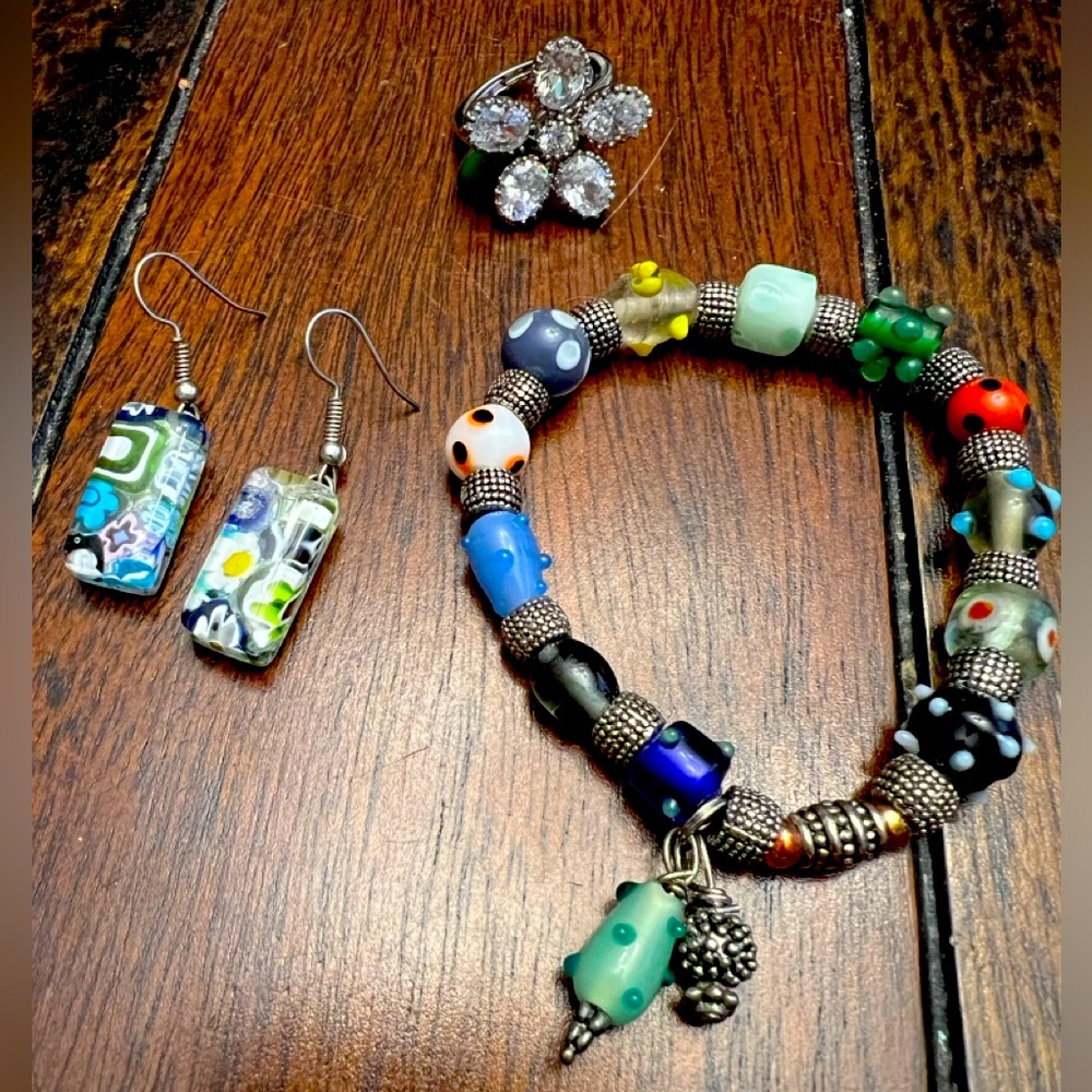 Glass bead jewelry set